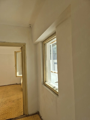Vând  apartament 2 camere decomandate,61 m2,Nicolina 1,Iași, spațios, 2 balcoane închise, et 2 din 4 - imagine 4