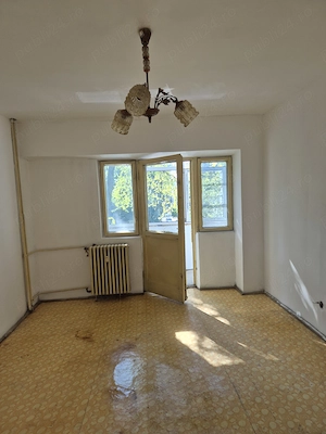 Vând  apartament 2 camere decomandate,61 m2,Nicolina 1,Iași, spațios, 2 balcoane închise, et 2 din 4 - imagine 7