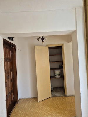 Vând  apartament 2 camere decomandate,61 m2,Nicolina 1,Iași, spațios, 2 balcoane închise, et 2 din 4 - imagine 9