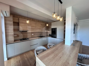 Apartament de lux, 3 camere si 2 bai, bloc nou, zona de case central - imagine 5