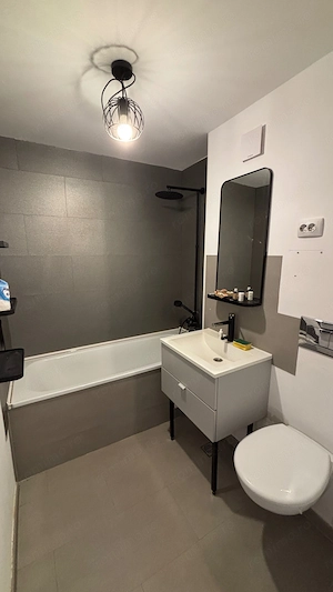 Apartament 2 camere, Piața Victoriei | Renovat integral | Centrala proprie - imagine 4