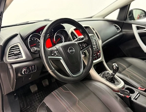 Opel Astra 1.4 Turbo - imagine 10