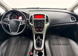 Opel Astra 1.4 Turbo - imagine 13