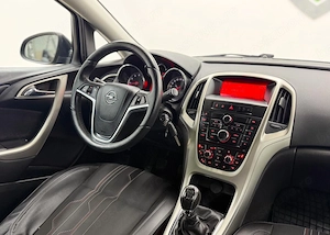 Opel Astra 1.4 Turbo - imagine 14