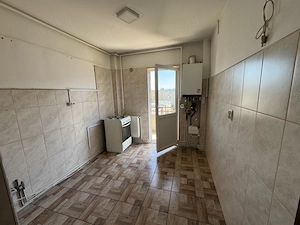 Apartament 3 camere - imagine 4