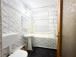 Apartament 2 camere decomandat de inchiriat, Zona Mioritei, Bacau - imagine 13