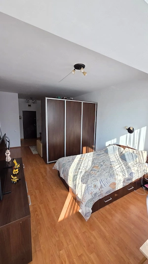 Inchiriez apartament cu 2 camere - imagine 2