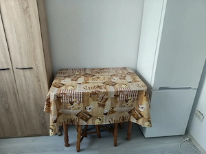 Inchiriez apartament cu doua camere plus sufragerie in Decebal - imagine 8