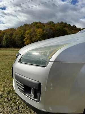Ford Focus 1.6 16V 116cp - imagine 8