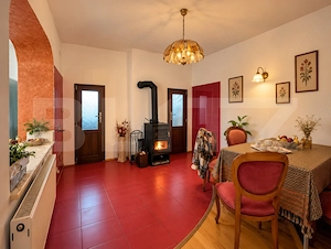 De vânzare Casă individuală Deva | ultracentral | 192 mp + terase | 6 camere  - imagine 2