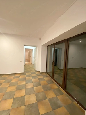 Spațiu birouri, activități recreative sau educaționale, parter in vilă, zona De Mijloc. - imagine 6