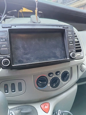 De vânzare sau schimb opel vivaro 2008 - imagine 5