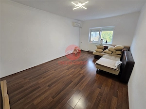Apartament Spatios De Vanzare In Tomis 3 – 68 mp, Centrala Proprie Si Potential Pentru Un Nou Incepu - imagine 2
