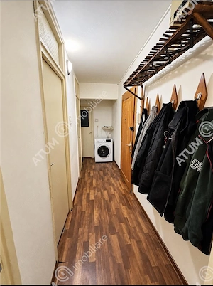 Apartament cu 2 camere decomandate si pivnita zona Semaforului - imagine 8