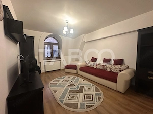 Apartament de inchiriat 3 camere decomandat utilat in Centrul Istoric