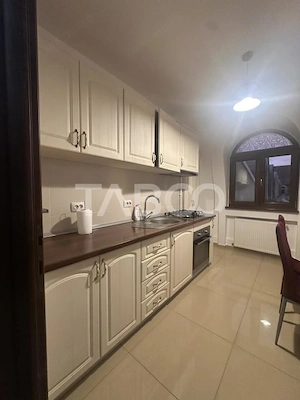 Apartament de inchiriat 3 camere decomandat utilat in Centrul Istoric - imagine 9
