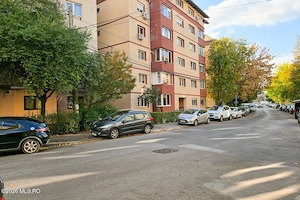 Aradului - 2 Camere, Decomandat, Etaj 1, Balcon, Centrala, La Cheie - imagine 19