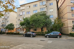 Aradului - 2 Camere, Decomandat, Etaj 1, Balcon, Centrala, La Cheie - imagine 17