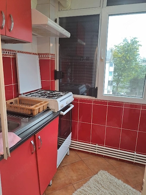 Închiriez apartament  - imagine 5