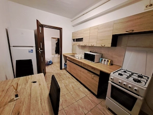 Închiriez apartament 2 camere decomandat +loc de parcare - imagine 3