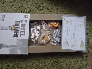 Set de Constructie metalic Turnul Eiffel, 447 piese 