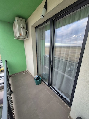 2 Cam-Nou-Giroc-7 Min de Spital Judetean-Mobilat-50MP-Balcon-1 loc Parcare-112.000 Euro ! Negociabil - imagine 15