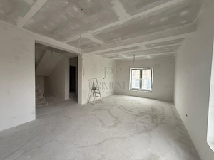 DUPLEX SPATIOS IN MOSNITA NOUA - ZONA EXCELENTA - imagine 2