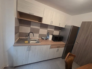 Inchiriez apartament 2 camere - imagine 2