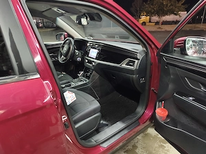 Korando cutie automată 2023 - imagine 4