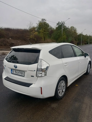 Toyota Prius plus 