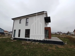 Casă individuală cu 4 camere în Tălmaciu – teren de 400 mp - imagine 15