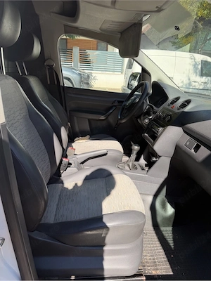 Vand Wolkswagen Caddy Maxi, 2011, 1.6 Diesel, 120.000km - imagine 5