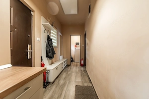Apartament cu 2 camere vis-a-vis de Campusul Goldiș - imagine 4