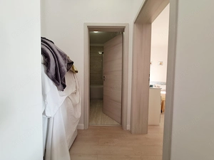 Gradina privata. Mobilat si utilat. Incalzire in pardoseala. - imagine 5