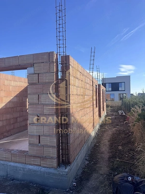Duplex Săcălaz, 85 mp utili, teren 293 mp, 3 dormitoare, terasă 21 mp - imagine 2