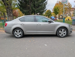 Skoda Octavia 1.6 Diesel - imagine 5