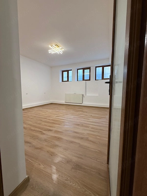 Ofer spre inchiriere apartament de 3 camere Universitate-Piata Rosetii - imagine 6