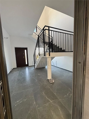 Oferta speciala: Jumatate de duplex cu doua apartamente (Parter + Etaj) curte - finisaje la cheie –  - imagine 4
