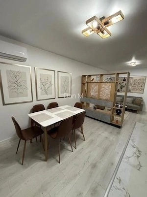 piata sudului studio sun royal - imagine 2