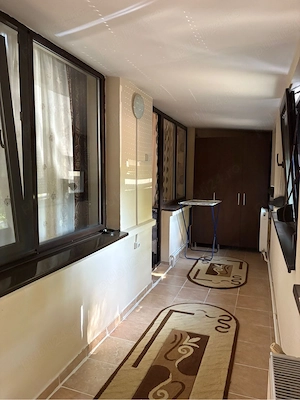 Închiriez apartament modern,zona centrală pe bulevard - imagine 4