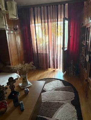Apartament 2 camera decomandat 2 balcoane schimb cu garsoniera