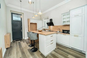 Apartament 3 camere cladire istorica Piata Unirii - imagine 3