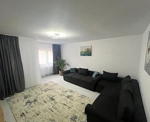  in zona centrala in Tg MURES dau in CHIRIE un apartament 2 camere - imagine 6