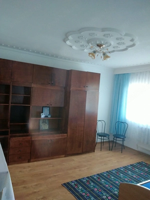 inchiriez apartament 2 camere decomandat,Suceava,zona Curcubeu - imagine 7