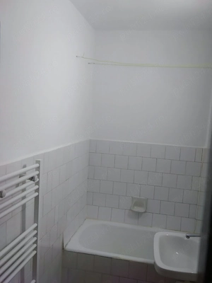 inchiriez apartament 2 camere decomandat,Suceava,zona Curcubeu - imagine 6