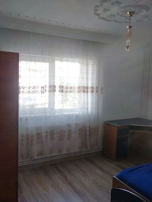 inchiriez apartament 2 camere decomandat,Suceava,zona Curcubeu - imagine 5