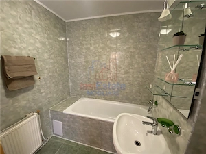 Apartament 3 camere decomandat Nicolina 1 Etaj intermediar - imagine 13