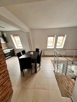 Proprietar - Apartament 3 camere 103 mp, pe doua niveluri, bloc vila, terasa 15mp, garaj 15 mp - imagine 9