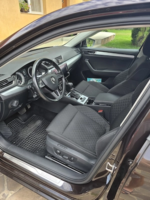 Skoda Superb 2020 1.4 plug-in hybrid  - imagine 3