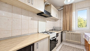 Proprietar închiriez apartament 3 camere  - imagine 7